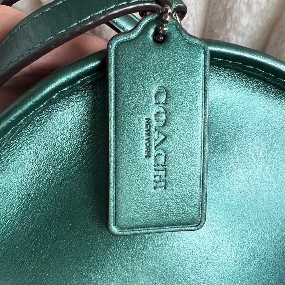 Coach Legacy Canteen Bag in Metallic Leather F29794 “A Coach Archive Re-Edition” - Picture 5 of 7